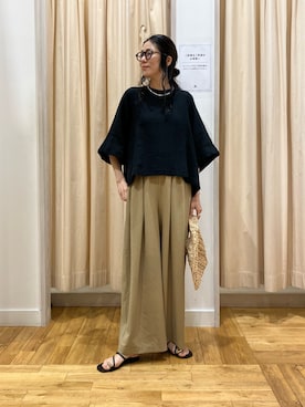 「FORK&SPOON（フォークアンドスプーン）のFORK&SPOON　ツータックワイドパンツ（その他パンツ、ベージュ系）」を使った、kimmyさん（レディース・168cm）の春コーディネート