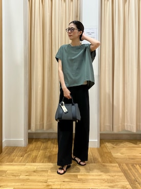 「URBAN RESEARCH DOORS(アーバンリサーチドアーズ)の『UR TECH』汗染み防止ドルマンTシャツ(Tシャツ/カットソー、グリーン系)」を使った、kimmyさん(レディース・168cm)の春コーディネート