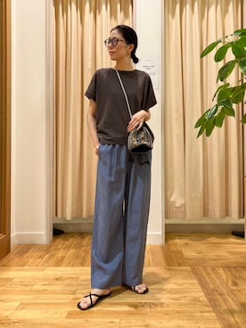 「巾着バッグ」｜「アイテム（サンダル）」を使った、kimmyさん（レディース・168cm）の夏コーディネート