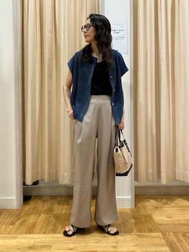「URBAN RESEARCH DOORS（アーバンリサーチドアーズ）の2WAYニットタンク（タンクトップ、ブルー系）」を使った、kimmyさん（レディース・168cm）の夏コーディネート