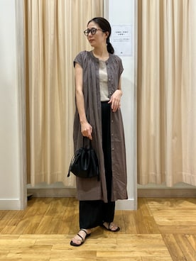 「URBAN RESEARCH DOORS（アーバンリサーチドアーズ）のコットンボイルギャザーフレンチワンピース（ワンピース、グレー系）」を使った、kimmyさん（レディース・168cm）の夏コーディネート