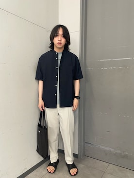 「URBAN RESEARCH DOORS(アーバンリサーチドアーズ)の『吸水速乾』セオアルファバンドカラーショートスリーブシャツ(シャツ/ブラウス、ブルー系)」を使った、Hirotoさん(メンズ・178cm)の夏コーディネート