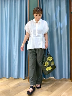「BARNYARDSTORM（バンヤードストーム）のBARNYARDSTORM / トラベルイージーパンツ【撥水 / JAPAN FABRIC】＜セットアップ対応＞（その他パンツ、グリーン系）」を使った、さやふじさん（レディース・158cm）の春コーディネート