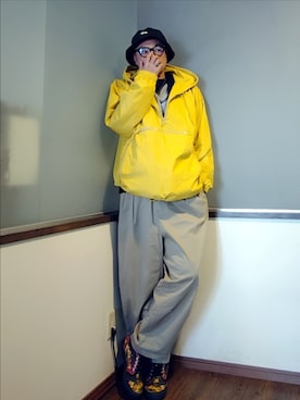 「アイテム（ナイロンジャケット）」を使った、P３さん（メンズ・178cm）の秋コーディネート