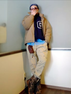 「STUSSY（ステューシー）のアイテム」を使った、P３さん（メンズ・178cm）の冬コーディネート
