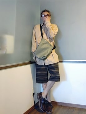 「アイテム（サングラス）」を使った、P３さん（メンズ・178cm）の秋コーディネート