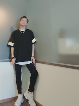 「VETEMENTS（ヴェトモン）のアイテム（シューズ）」を使った、P３さん（メンズ・178cm）の夏コーディネート