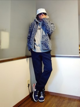 「アイテム（パーカー）」を使った、P３さん（メンズ・178cm）の秋コーディネート