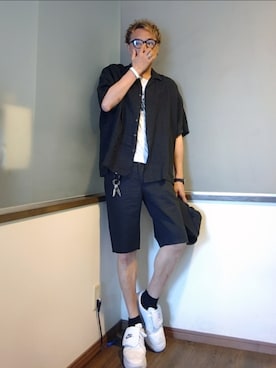 「アイテム（スラックス）」を使った、P３さん（メンズ・178cm）の夏コーディネート