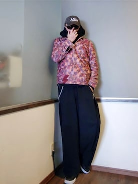 「OAKLEY（オークリー）のアイテム」を使った、P３さん（メンズ・178cm）の春コーディネート