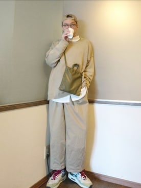 「Bershka（ベルシュカ）のアイテム（ニット/セーター）」を使った、P３さん（メンズ・178cm）の春コーディネート