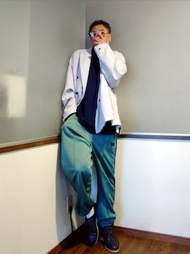 Needlesのアイテム（グリーン系）を使った「トラックパンツ」の