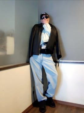 「Levi's（リーバイス）のアイテム（パンツ）」を使った、P３さん（メンズ・178cm）の春コーディネート