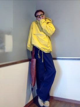 「UNUSED（アンユーズド）の sizeXL（ナイロンジャケット、イエロー系）」を使った、P３さん（メンズ・178cm）の春コーディネート