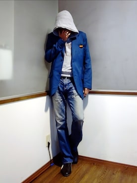 「アイテム（ブローチ/コサージュ）」を使った、P３さん（メンズ・178cm）の秋コーディネート
