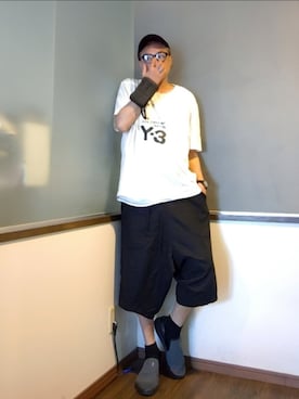 「Y-3（ワイスリー）のアイテム（Tシャツ/カットソー）」を使った、P３さん（メンズ・178cm）の夏コーディネート