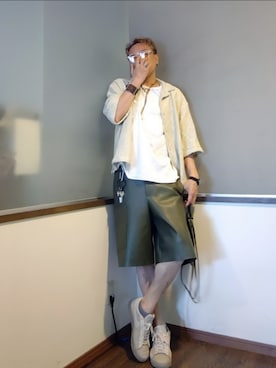 「アイテム（バングル/リストバンド）」を使った、P３さん（メンズ・178cm）の夏コーディネート