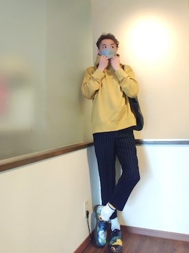 「neos（ネオス）のアイテム（スラックス）」を使った、P３さん（メンズ・178cm）の秋コーディネート