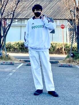 「アイテム（チノパンツ、ホワイト系）」を使った、Renjiさん（メンズ・173cm）の冬コーディネート