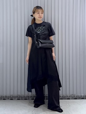 「ADAM ET ROPE'（アダムエロペ）のスクエアミュール（サンダル、ブラック系）」を使った、ハヅキさん（レディース・158cm）の春コーディネート