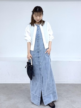 「ADAM ET ROPE'（アダムエロペ）のブレイドハンドル巾着バッグ（ショルダーバッグ、ホワイト系）」を使った、ハヅキさん（レディース・158cm）の春コーディネート