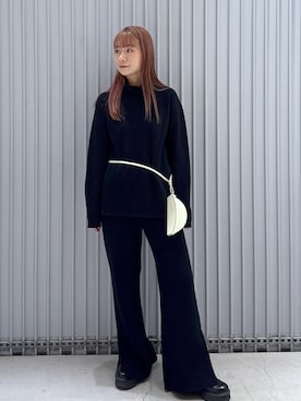 「アイテム（サンダル）」を使った、ハヅキさん（レディース・159cm・20代）の秋コーディネート
