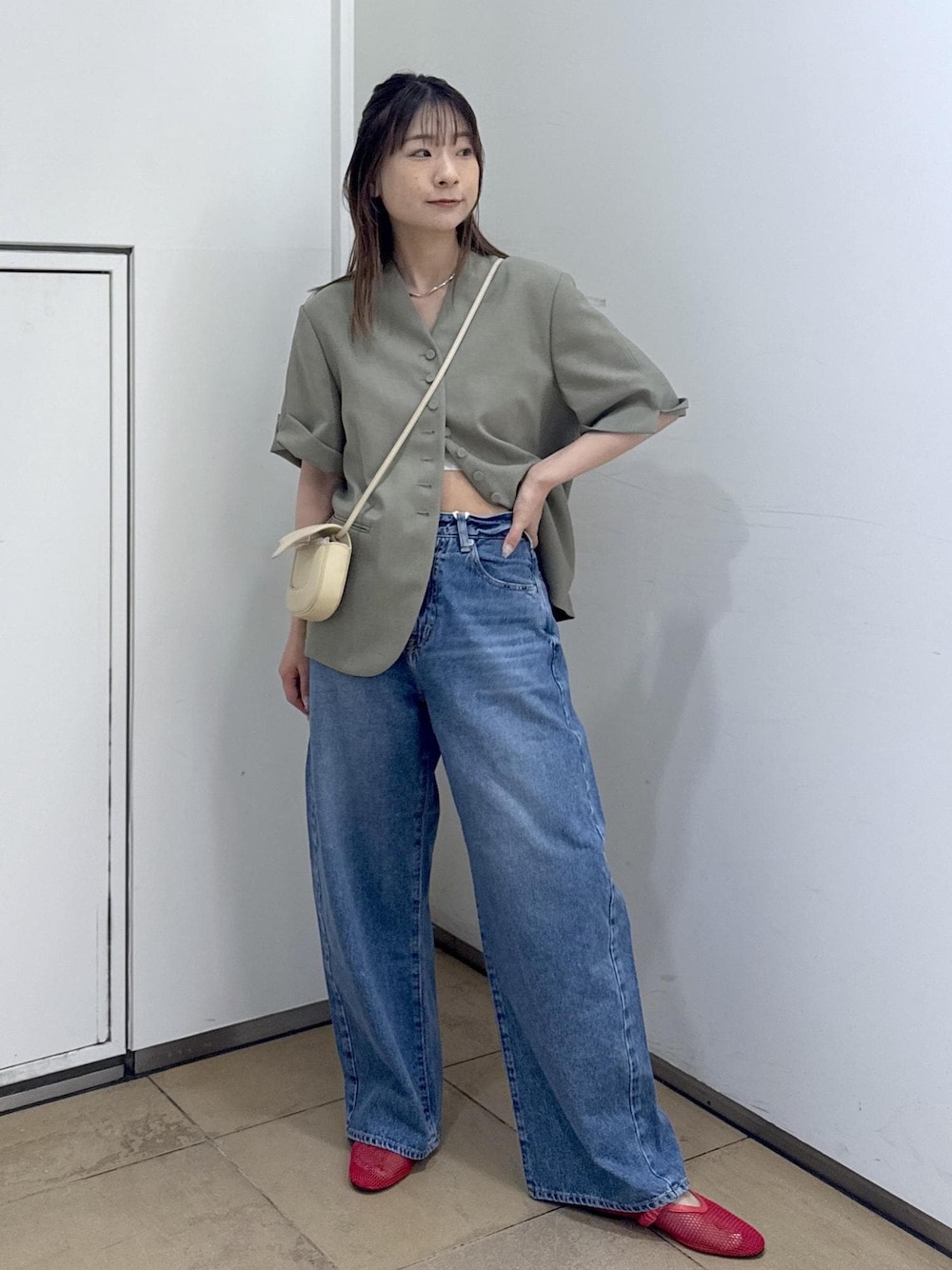 ADAM ET ROPE'（アダムエロペ）の「リネンライクブラウスジャケット