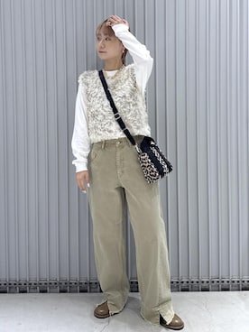 「アイテム（デニムパンツ、ベージュ系）」を使った、ハヅキさん（レディース・159cm）の秋コーディネート