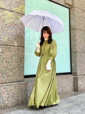 「アイテム（長傘、グレー系）」を使った、しばさん（レディース・158cm）の秋コーディネート