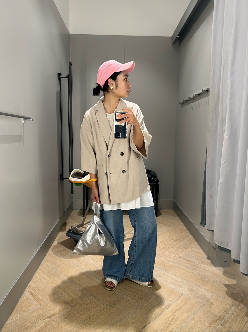 「オトナカジュアル、サンダル、おでかけコーデ、大人女子、やっぱり帽子が好き、夏コーデ、今日のコーデ、オトナ女子、カジュアルスタイル、ママコーデ、ママファッション」｜「LEPSIMの《リネンライクドライシリーズ》リネンライクルーズW5分袖ジャケット　243492（テーラードジャケット、ホワイト系）」を使った、ゆいさん（骨格ストレート・レディース・158cm）の春コーディネートの1枚目の写真
