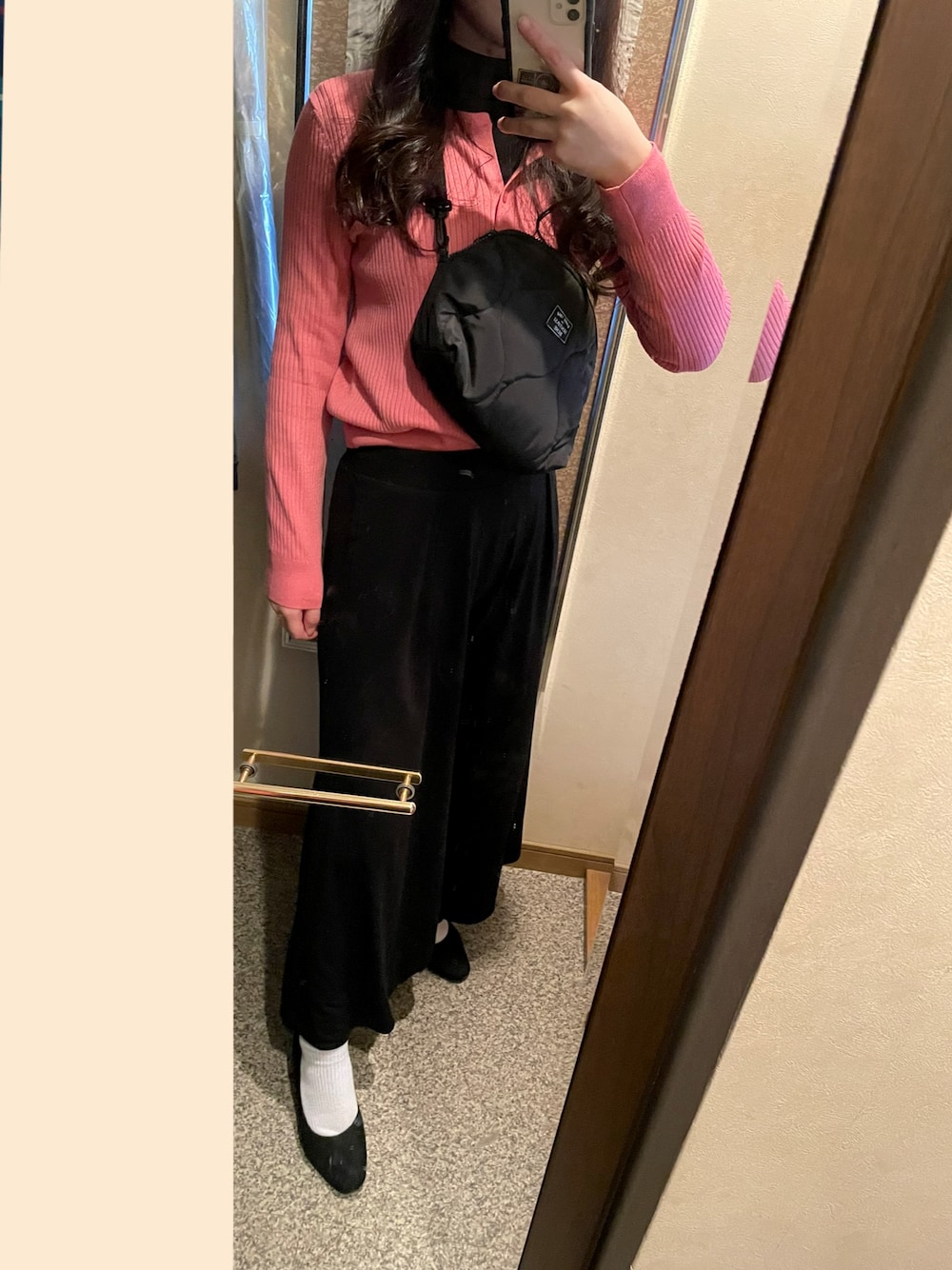 「プチプラコーデ、春」｜「GUのアイテム（カーディガン/ボレロ、ピンク系）」を使った、cocoa_さん（レディース・162cm）の冬コーディネートの1枚目の写真