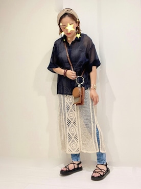 「アイテム（バングル/リストバンド）」を使った、𝐦𝐚𝐱𝐡𝐨𝐧𝐞𝐲さん（レディース・160cm）の夏コーディネート