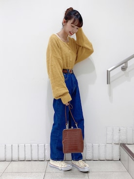 「Crisp（クリスプ）のベーシックデニムパンツ（デニムパンツ）」を使った、玲奈さん（レディース・157cm）の秋コーディネート