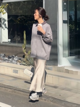 「TRIANGLE PALETTE（トライアングルパレット）のスエードタッチシャツジャケット（シャツ/ブラウス、グレー系）」を使った、hisaさん（レディース・170cm）の春コーディネート