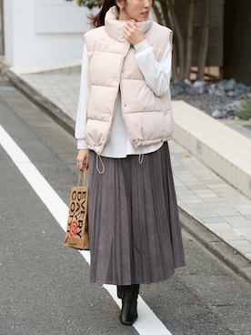 「アイテム（ダウンベスト）」を使った、hisaさん（レディース・170cm）の秋コーディネート