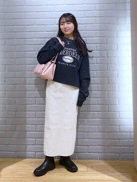 「アイテム（スウェット）」を使った、るりこさん（レディース・154cm・20代）の秋コーディネート