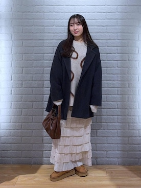 「アイテム（その他アウター、グレー系）」を使った、るりこさん（レディース・154cm）の秋コーディネート