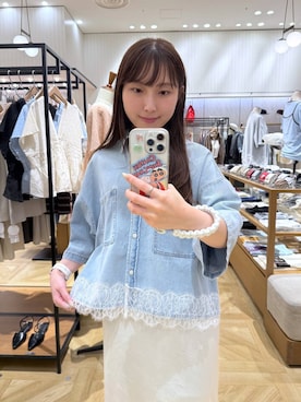 「LOWRYS FARM（ローリーズファーム）のストレッチサテンレーススカート 680567（スカート、ホワイト系）」を使った、るりこさん（レディース）の夏コーディネート