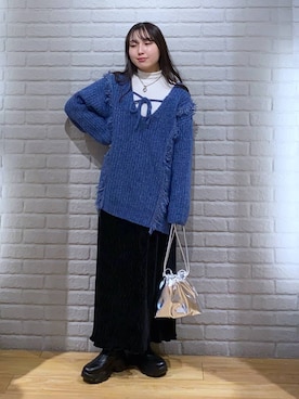 「アイテム（アクセサリー、グレー系）」を使った、るりこさん（レディース・154cm）の冬コーディネート