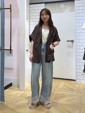 「LOWRYS FARM（ローリーズファーム）のレースデニム　601055（デニムパンツ、ブルー系）」を使った、るりこさん（レディース）の夏コーディネート
