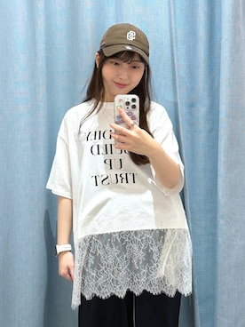 「LOWRYS FARM（ローリーズファーム）のカットギャザーイージーパンツ 637565（その他パンツ、ブラック系）」を使った、るりこさん（レディース）の春コーディネート