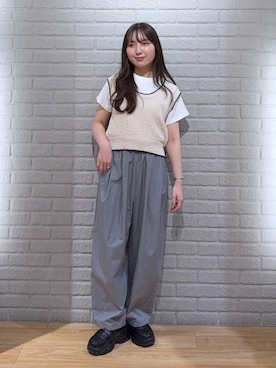 「LOWRYS FARM（ローリーズファーム）のイージーワイドコクーンパンツ 327286（その他パンツ、グレー系）」を使った、るりこさん（レディース）の春コーディネート