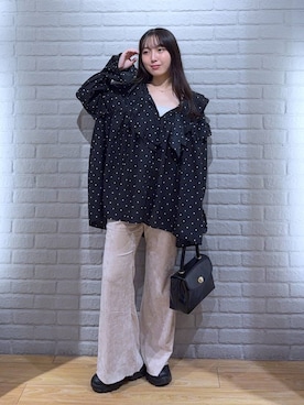 「LOWRYS FARM（ローリーズファーム）のアイテム（タンクトップ）」を使った、るりこさん（レディース・154cm）の秋コーディネート