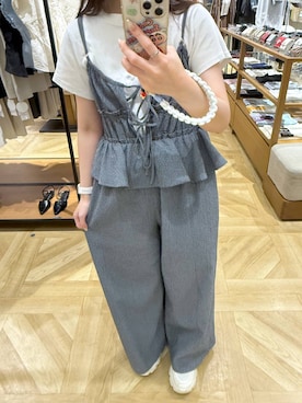 「LOWRYS FARM（ローリーズファーム）のフライスチビＴＥＥ 637055（Tシャツ/カットソー、ホワイト系）」を使った、るりこさん（レディース）の夏コーディネート