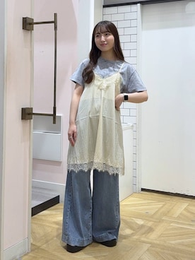 「LOWRYS FARM（ローリーズファーム）のイージーバギーデニム　601067（デニムパンツ、ブルー系）」を使った、るりこさん（レディース）の春コーディネート