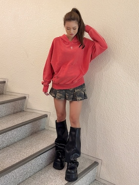「アイテム（デニムスカート）」を使った、KURENAさん（レディース・153cm）の秋コーディネート