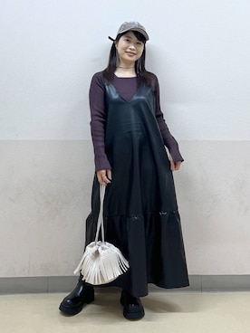 「アイテム（ピアス（両耳用））」を使った、emaさん（レディース・155cm・30代）の秋コーディネート
