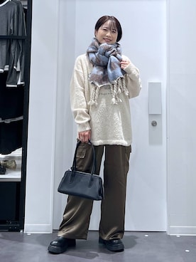 「アイテム（ピアス（両耳用））」を使った、emaさん（レディース・155cm）の秋コーディネート