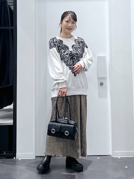 「アイテム（リング）」を使った、emaさん（レディース・155cm）の秋コーディネート