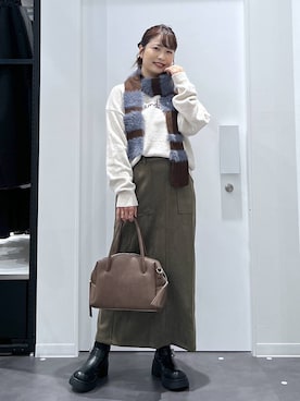 「アイテム（シュシュ）」を使った、emaさん（レディース・155cm・30代）の秋コーディネート